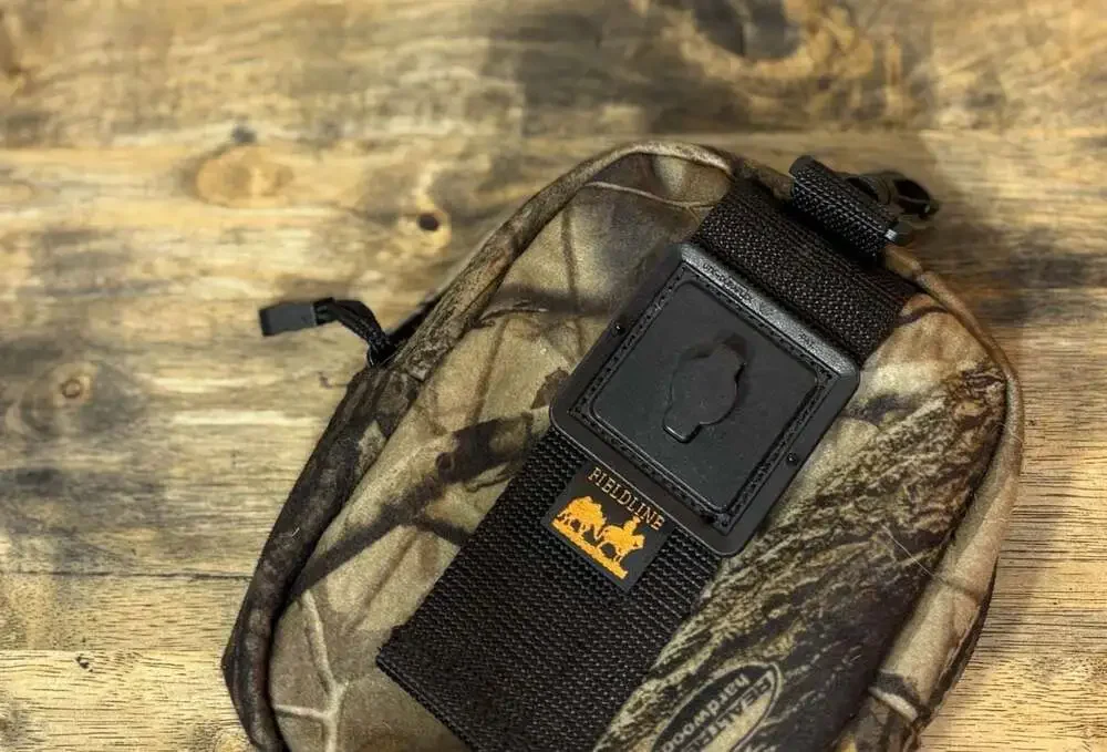 Fieldline Realtree Hardwoods Camo Universal Phone Case Pouch Belt Clip